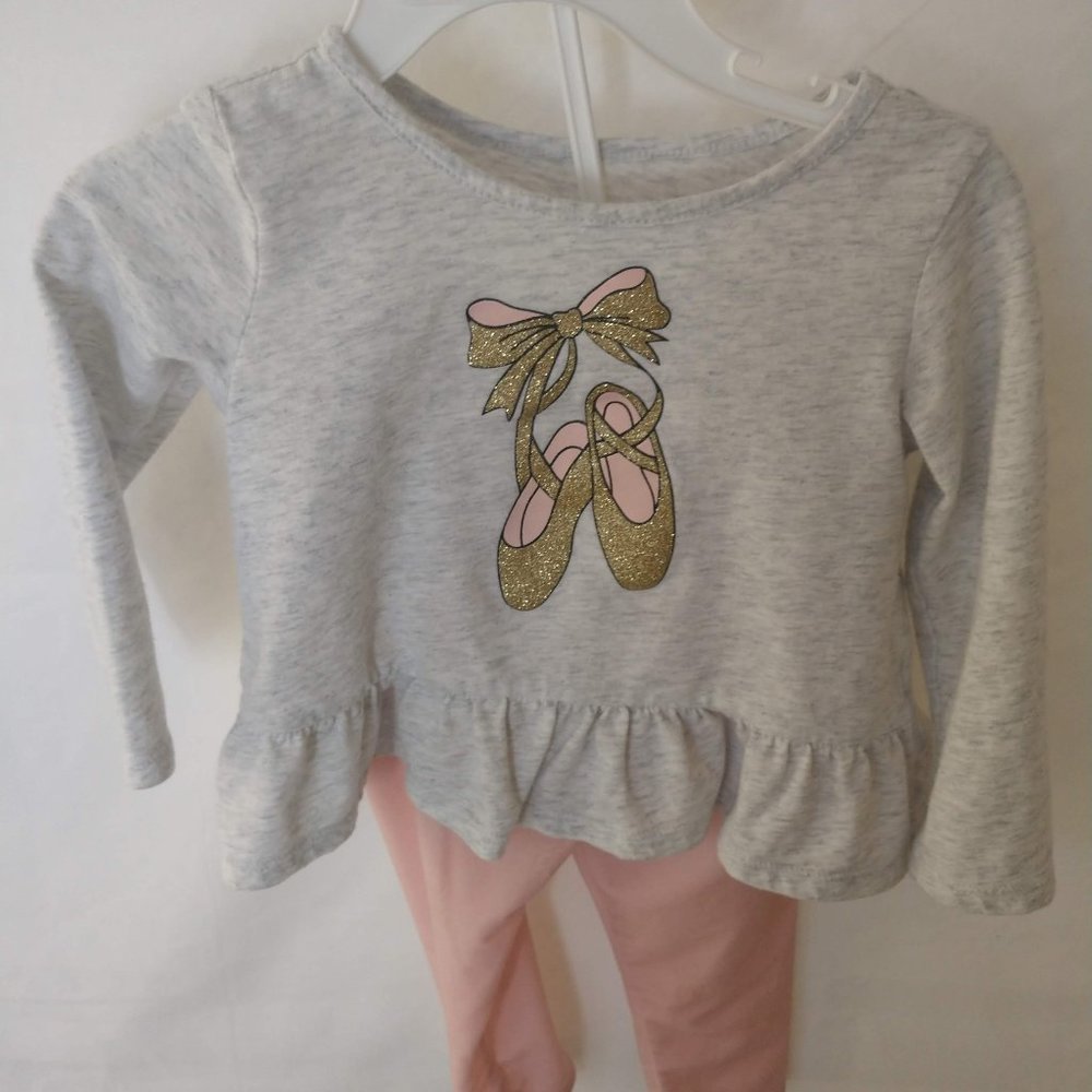 The children's place shirt and pants 12-18m